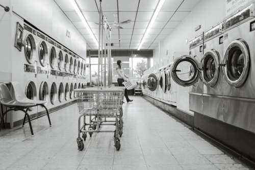 Laundry Saloon Laundry Person Washing Machines