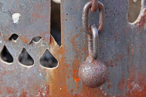 Oven Terrace Oven Fireplace Chain Closure Rusted