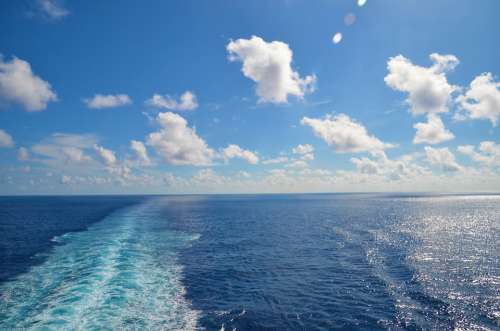 Road Travel Indian Ocean Blue Cloud Lying Route