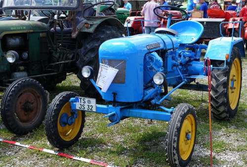 Tractor Bulldog Old Tractor Oldtimer Historically