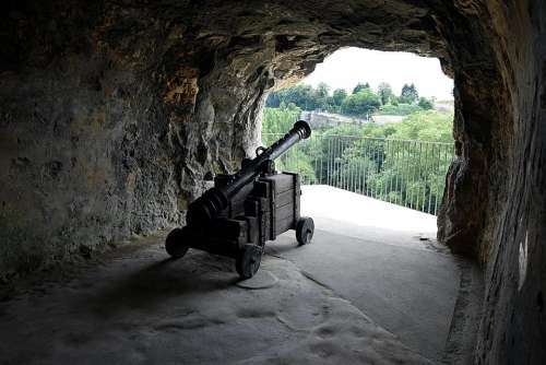 Casemattes Luxembourg defenses catacombs cave