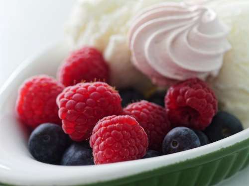 food sweet dessert fruits raspberry