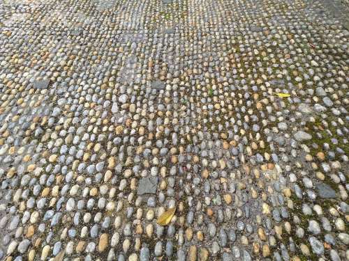 pavement cobbles pattern stones courtyard