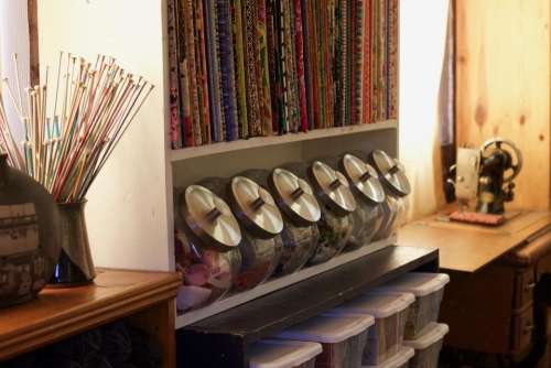 Fabric Studio Knitting Needles Candy Jar Glass Jars