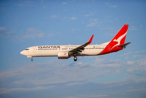 Air Plane Landing Qantas Australian