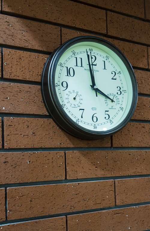 Clock Brick Wall Time Dial Brick