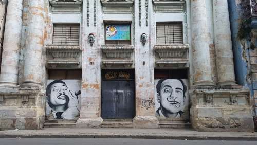 Cuba Havana City Street Architecture Moon Door