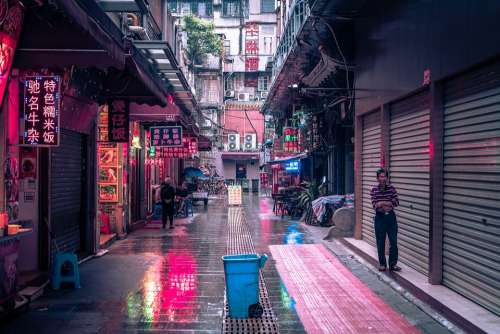 Guangzhou China Away Neon Building High