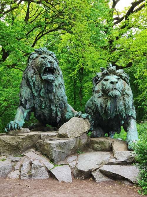 Lion Sculpture Bronze Statue Art