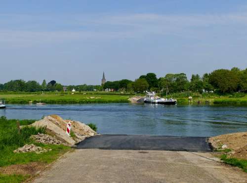 Mesh River Ferry Limburg Water Horizon Landscape