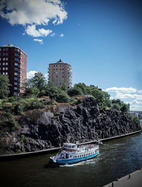 Stockholm Ferry Video Channel Henriksdal Summer