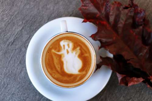 cup saucer coffee art latte