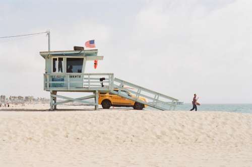 beach sand lifeguard truck suv