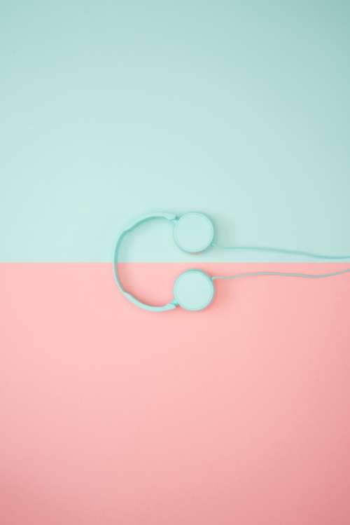 headphones music pastel colors blue pink