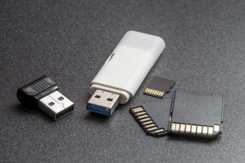 technology gadgets portable memory banks