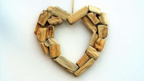arts crafts design wood heart