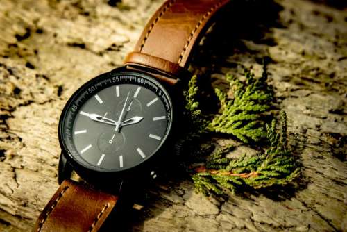 wood accessories watch time black