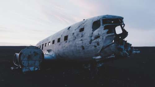 airplane plane old wreck damage