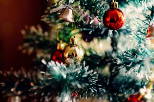 christmas tree ornaments decorations bells