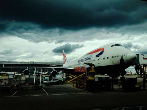 airplane airport luggage baggage British Airways
