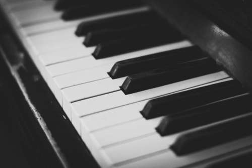 piano keys music instrument audio