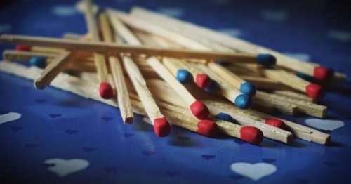 matches macro match blue red