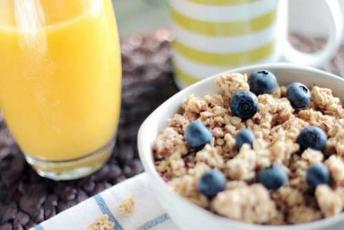 muesli granola cereal breakfast juice