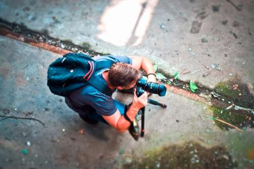 photographer work camera dslr lens