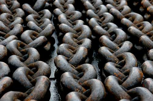 abstract rusty chain links metal