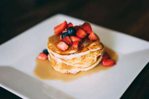 strawberry pancake fruit syrup food