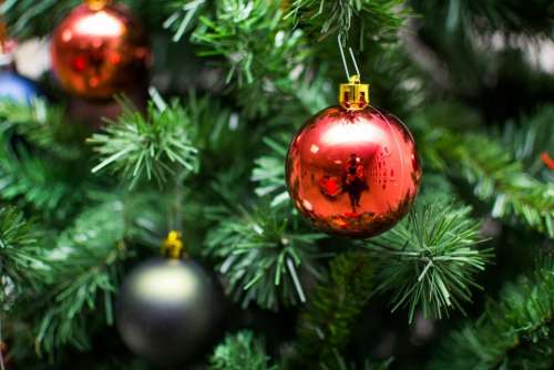 christmas tree ornaments decorations festive