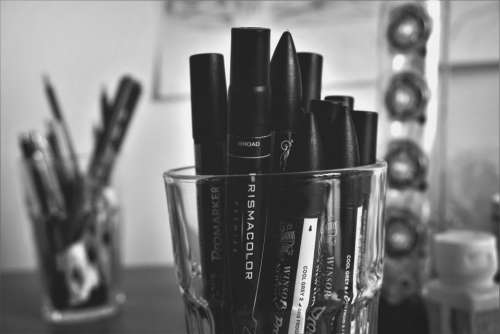 black and white glass pens marker school