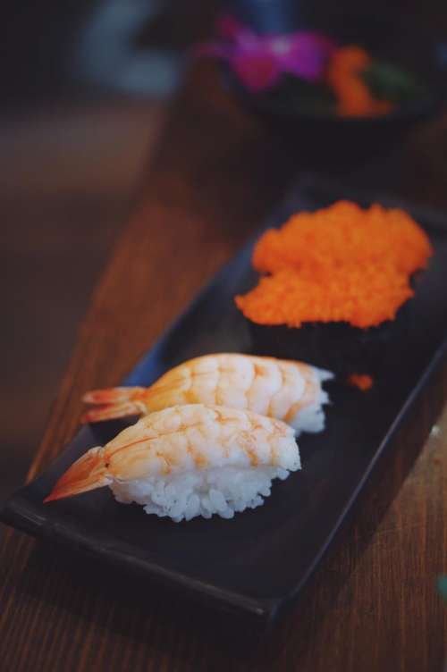 sushi food shrimp rice plate