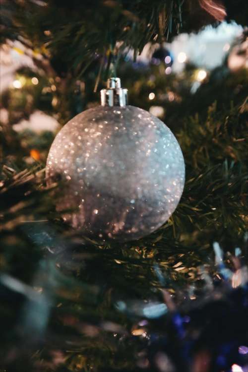 christmas tree silver glitter ball