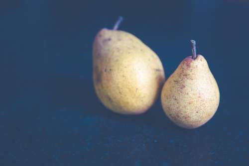 pears fruit juicy food sweet
