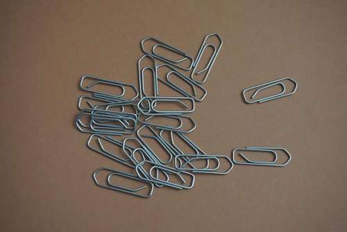 thing metal steel paper clip solid