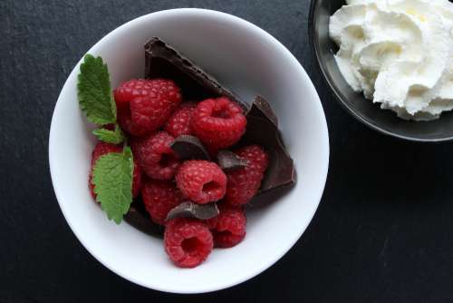 bowl raspberries top flat lay food