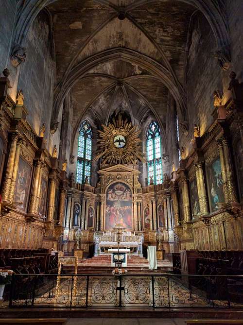 Basilique Saint-Pierre D'Avignon Avignon France
