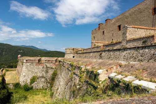 Fort Building Architecture Medieval Landmark