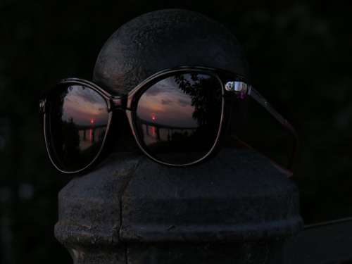 Glasses Ball Cast Iron Reflection Sunset