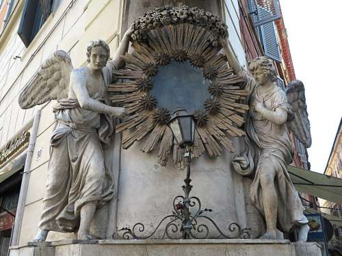House On The Corner Sculpture Angel Corona Rome