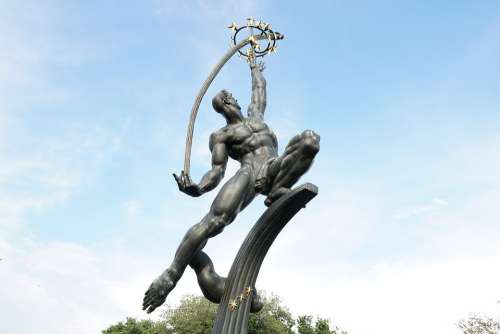Metal Statu Statue Figure Sculpture Artwork