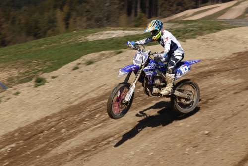 Motocross 450Ccm While Dirtbike Training Speed