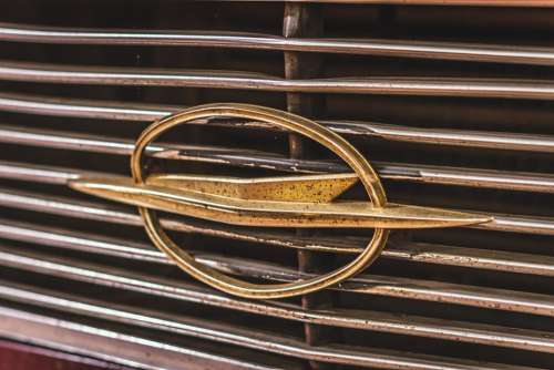 Opel Logo Flash Olympia Record Gold Grille