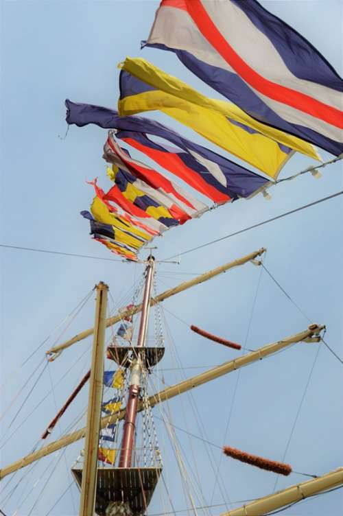 Rope Square Sails Mast Rigging Poles