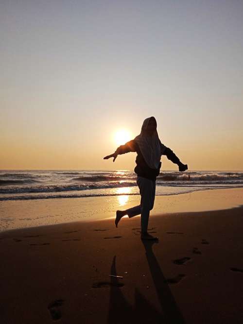 Sea Wave Sunset Holiday Happy Sun Nature Sky