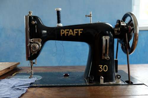 Sewing Machine Craft Tailoring Bobbin Thread Coil
