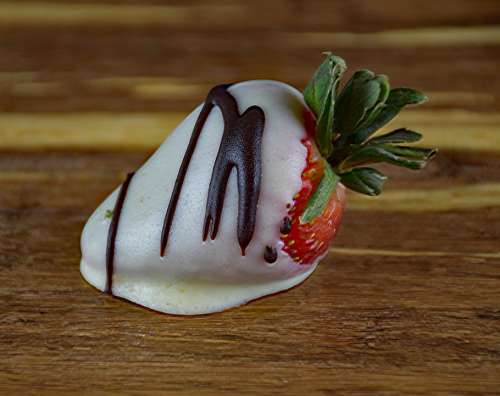 Strawberry Chocolate Food Dessert White Sweet