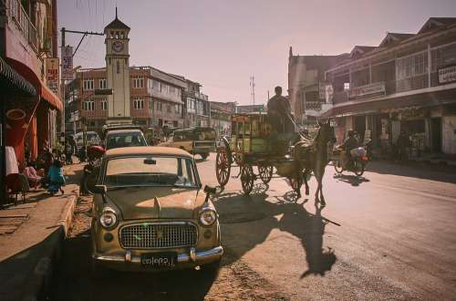 Street Scene Auto Myanmar Horse Drawn Carriage