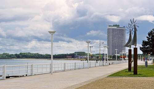 Travemünde Beach Promenade Baltic Sea Lübeck Bay